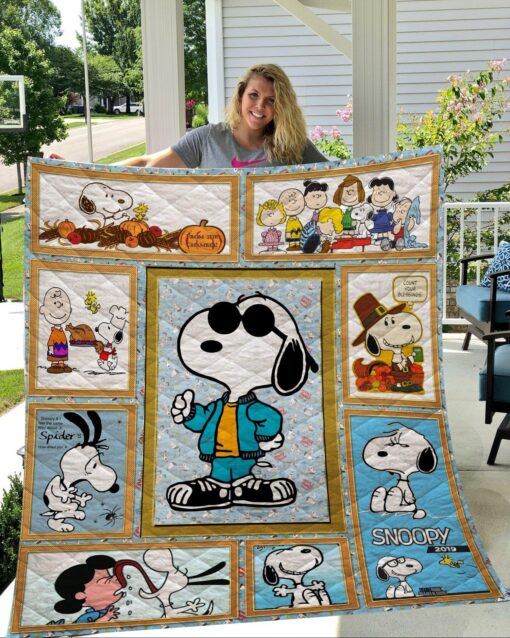 1589997531 bc snoopy moments quilt FD3263