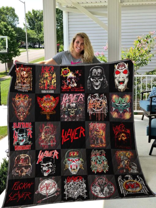 HKOHJHSLH slayer tshirt quilt blanket mockup