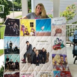 The Cranberries Quilt  Blanket Quilt VH22