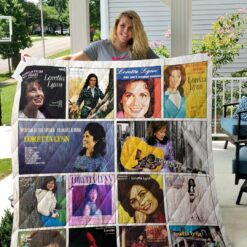 Loretta Lynn 1 Blanket Quilt Rze1