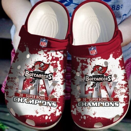 tampa bay buccaneers champions liv crocs crocband clog comfortable water shoes