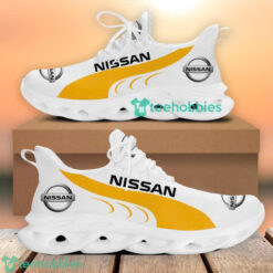 Nissan Max Soul Shoes a03 D22