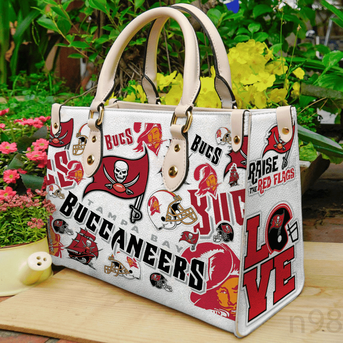 Tampa Bay Buccaneers Leather Handbag 1 Tampa Bay Buccaneers Leather Handbag