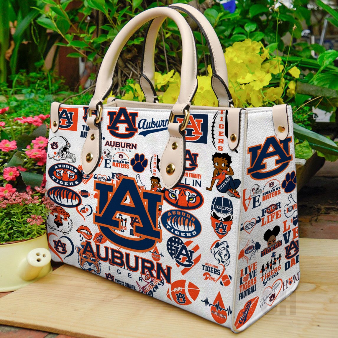 Auburn Tigers Leather Handbag 1 Auburn Tigers Leather Handbag