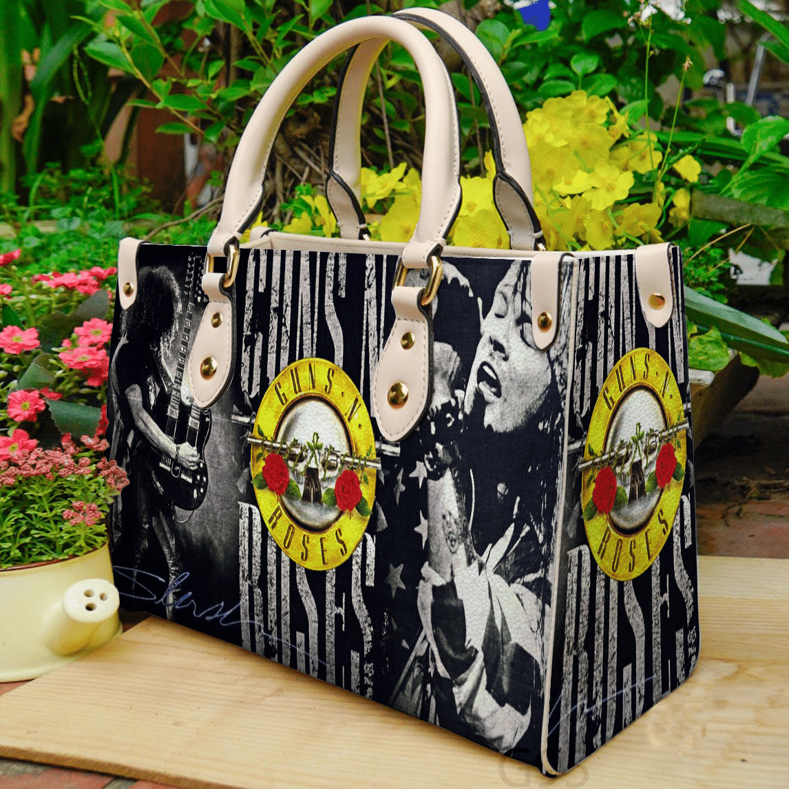 Guns N' Roses 3 Leather Handbag 1 Guns N' Roses 3 Leather Handbag