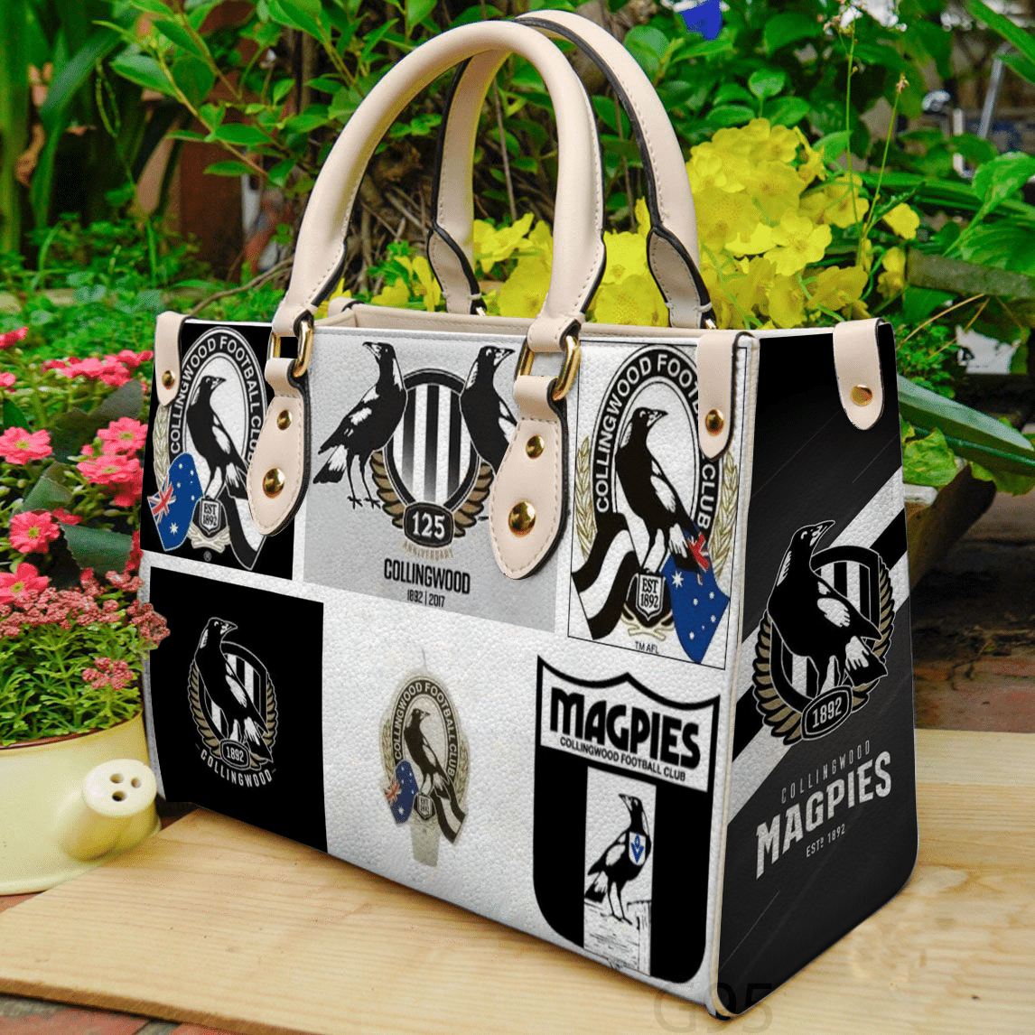Collingwood Magpies Hand Leather Handbag 1 Collingwood Magpies Hand Leather Handbag