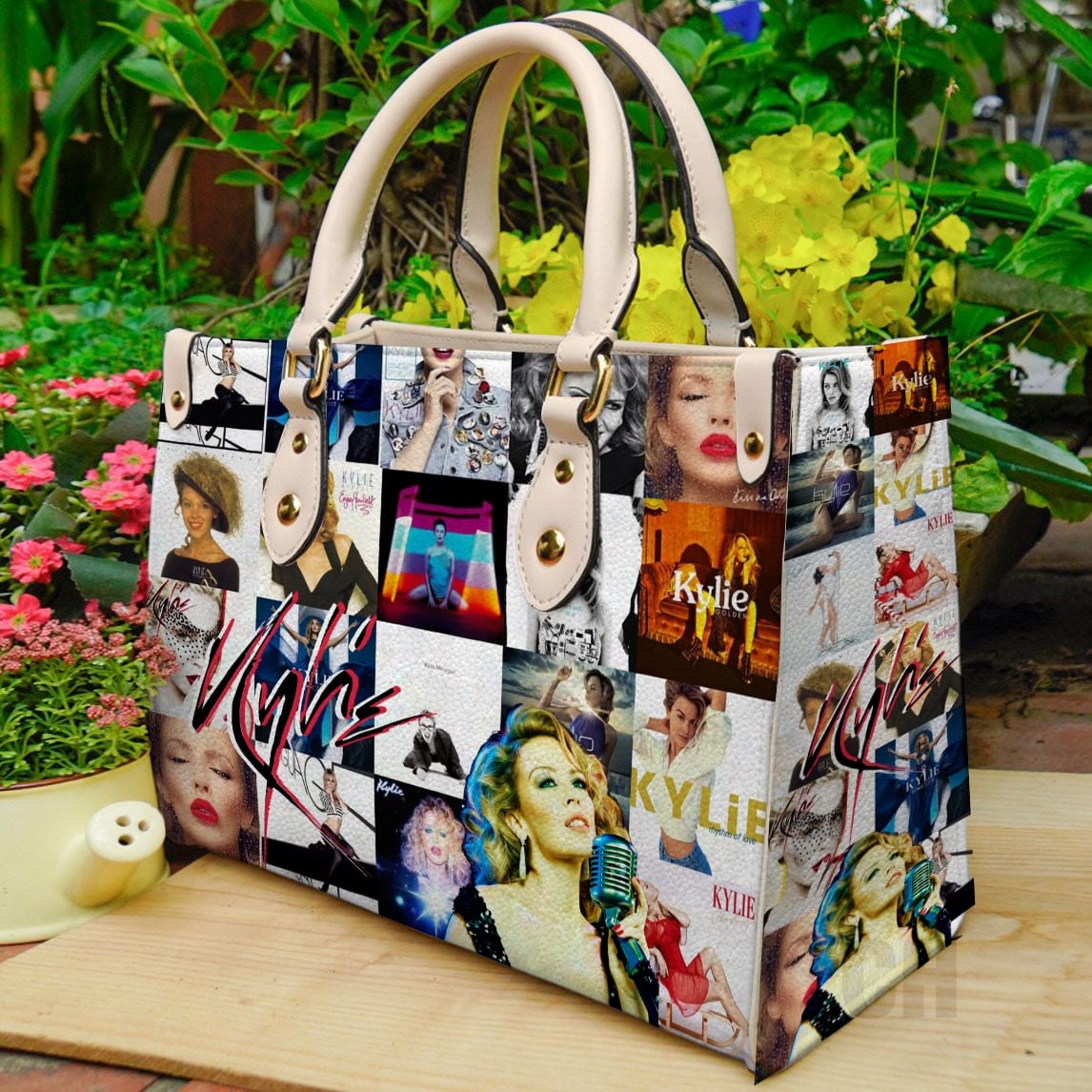 Kylie Minogue Leather Handbag 1 Kylie Minogue Leather Handbag