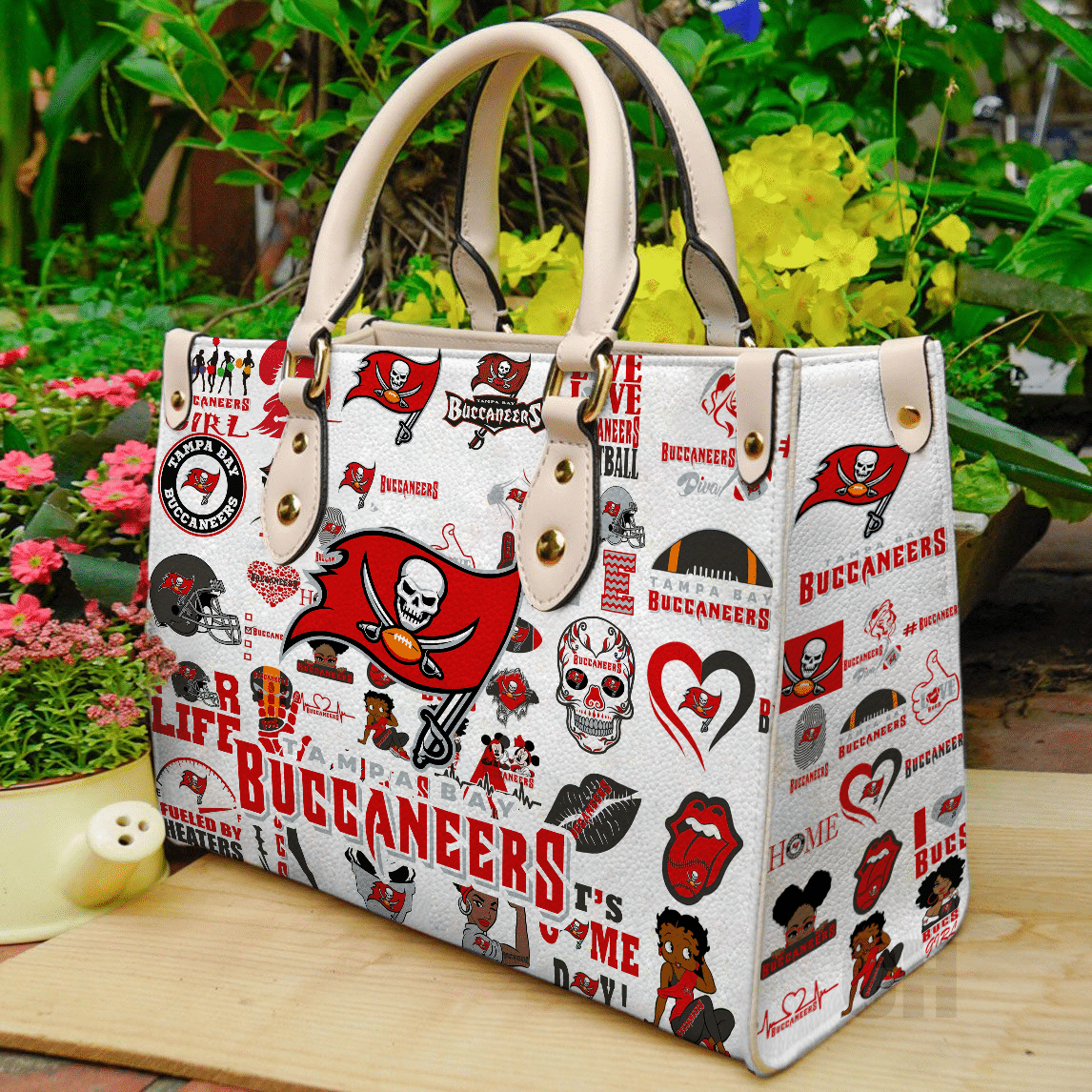 Tampa Bay Buccaneers Lover Leather Handbag 1 Tampa Bay Buccaneers Lover Leather Handbag