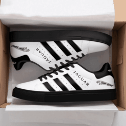 Jaguar 1 Stan Smith Shoes